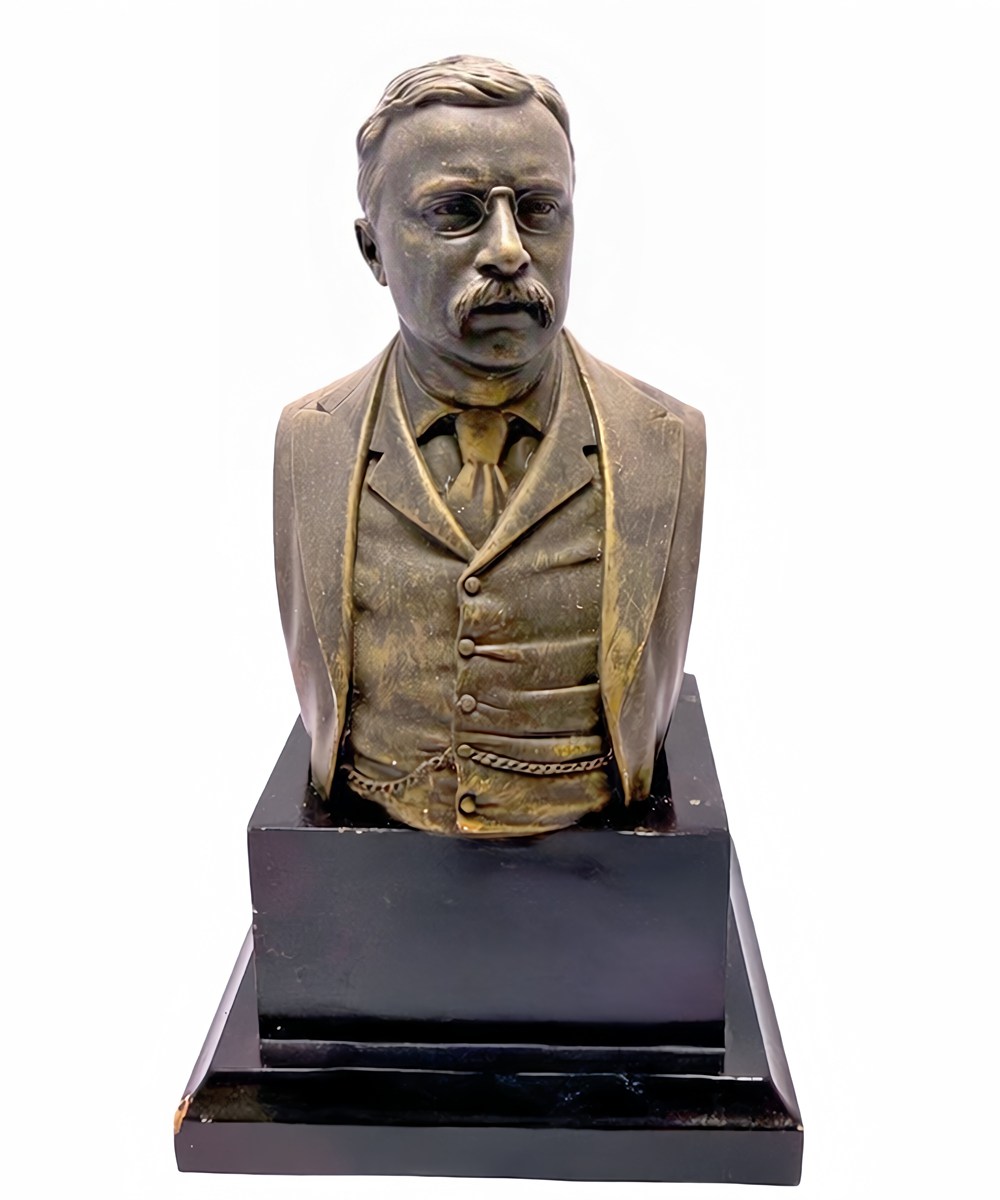 Custom Bronze Busts | Personalized Bronze Bust Statues from Photos Custom Bronze Busts | Personalized Bronze Bust Statues from Photos